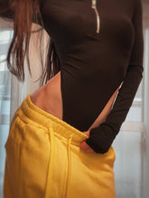 画像をギャラリービューアに読み込む, ロングスリーブボディスーツ